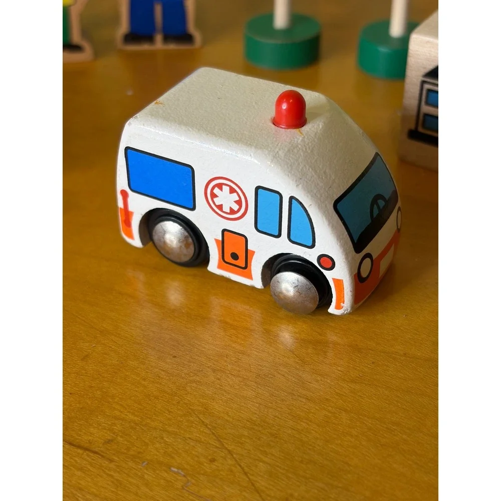 Wooden train table accessory ser Ambulance People Trees Road Signs 10 Piece Lot